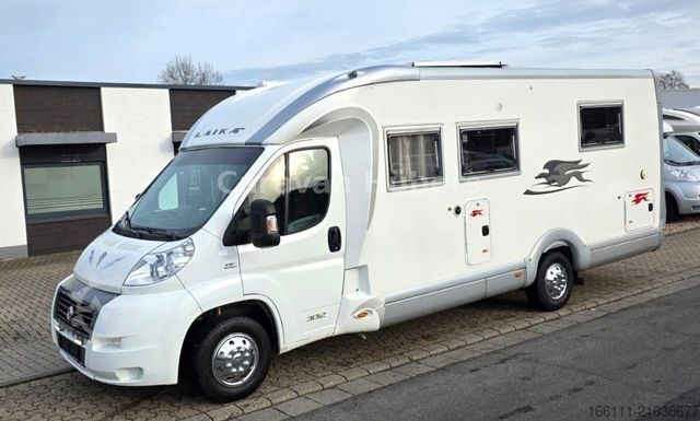 Halvintegrerad husbil LAIKA Kreos 3012 - Queensbett -  - Solar -