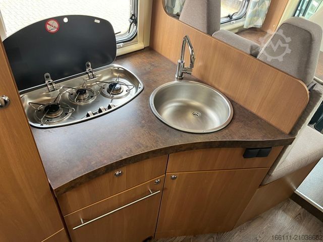 Halvintegrerad husbil EURAMOBIL Profila 690 HB - Festbett -  - Klima