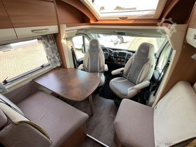 Halvintegrerad husbil EURAMOBIL Profila 690 HB - Festbett -  - Klima