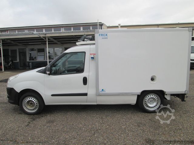 Izotermiczny van chłodnia FIAT Doblo 1.6  *Tiefkühler*Euro5*