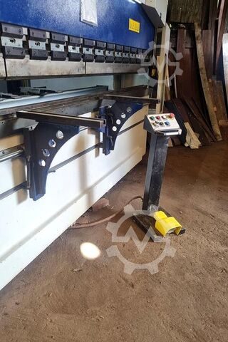 折弯机 MVD A175-3100