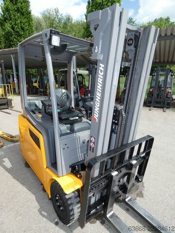 Electric 3-wheel forklift Jungheinrich EFG 216