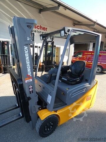 Electric 3-wheel forklift Jungheinrich EFG 216