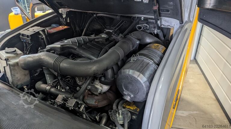 Chariot élévateur à fourche diesel Jungheinrich DFG 320s GE-330ZZ