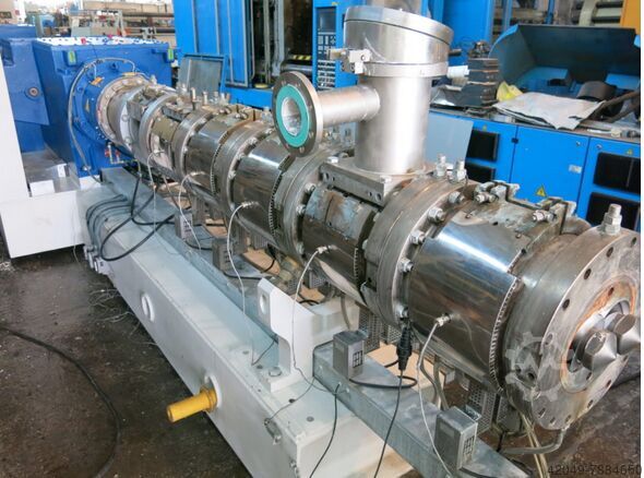 Twin screw extruder Krauss-Maffei Berstorff ZE 110 R x 28D UTmi