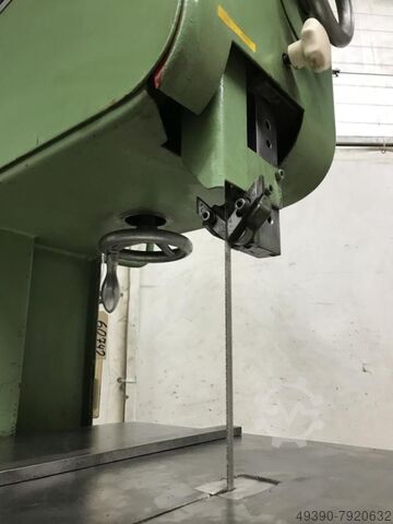 Scie à ruban verticale, machine à scier à ruban, scie à ruban pour métaux, scie à ruban verticale, s PEHAKA SM 4