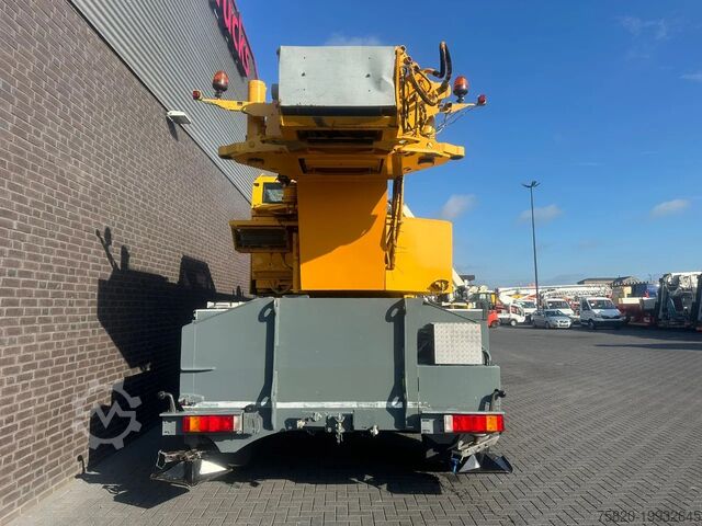 Alle terrein kraan Liebherr LTM 1080 L 8X6