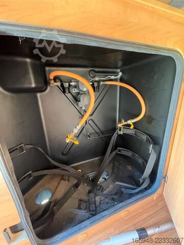 Kamper kombi PÖSSL Roadcruiser | Automatik, Einzelbetten, *1.Hand*