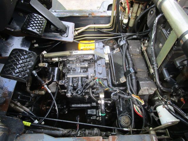 Дизельні навантажувачі Doosan D30S-5 -ZINKENVERSTELLER + Seitenschieber