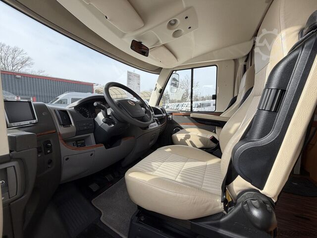 Camper integrado HYMER/ERIBA B-Klasse SL 674 3,0 Ltr. SAT+TV, Solar,