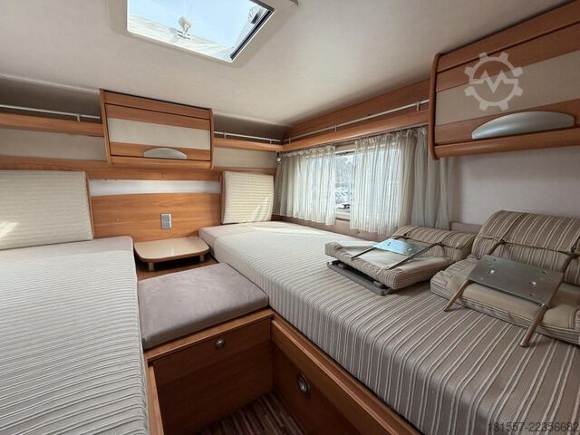 Camper integrado HYMER/ERIBA B-Klasse SL 674 3,0 Ltr. SAT+TV, Solar,