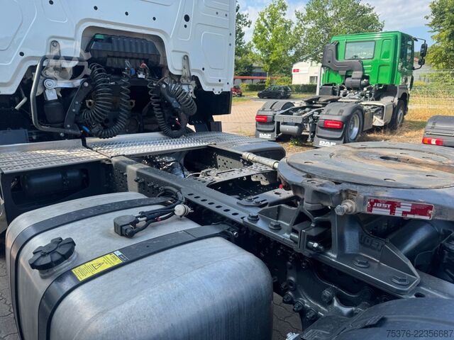 Стандартний тягач MERCEDES-BENZ ACTROS F 1846 Kipphydraulik