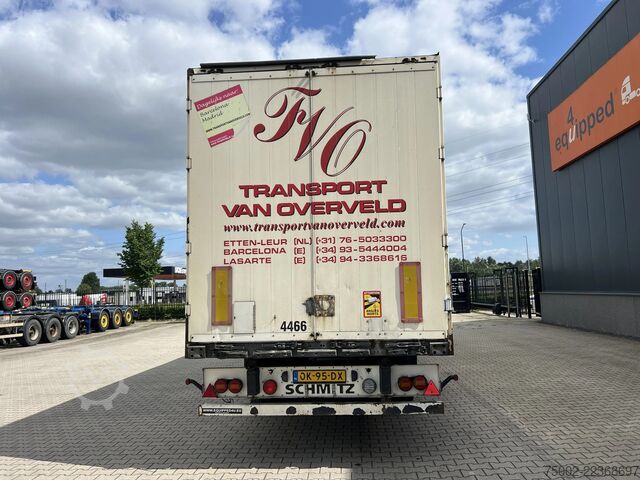 Resväska Schmitz Cargobull SKO 24 SKO24 / SAF DISC / 2x LIFTAXLE / GALVANI...