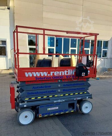 Angkat gunting Skyjack SJIII 3226 Elektro 9,90m