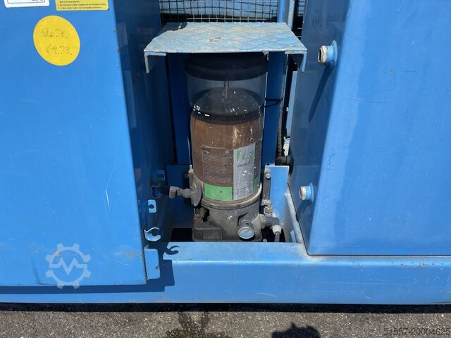 Pont élévateur à ciseaux Holland Lift Megastar G-320DL30 4WDS/N | 2006