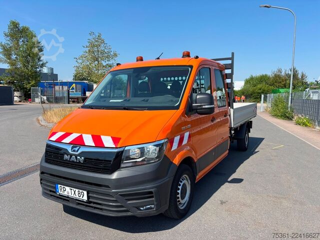 Fourgon pick-up MAN TGE 3.180 4x2 DoKa Pritsche langer Radstand AHK