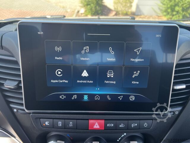 Ρυμουλκό όχημα IVECO Daily 35S18 HA8 V Navi*LED* Automatik BJ 26-Sofo