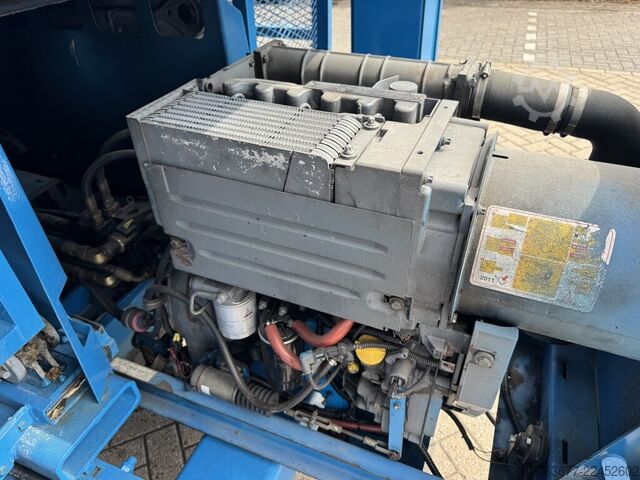 Genie GS 3384 RT Plataforma elevadora de tijera / Plataforma de trabajo / Plataforma elevadora 12m d GENIE GS 3384 RT Schaarhoogwerker / Scissor Lift / Arbeitsbuhne 12mtr werkhoogte 4x4 Deutz DIESEL
