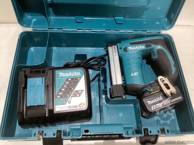 Gebrauchte Batteriebetriebener Hefter Makita DST221 MAKITA DST221