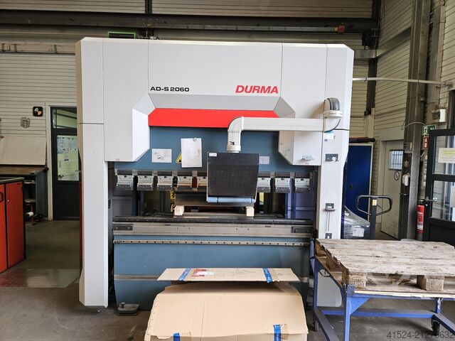 Prensa plegadora DURMA AD-S 2060