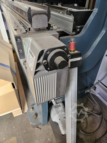 Prensa plegadora DURMA AD-S 2060