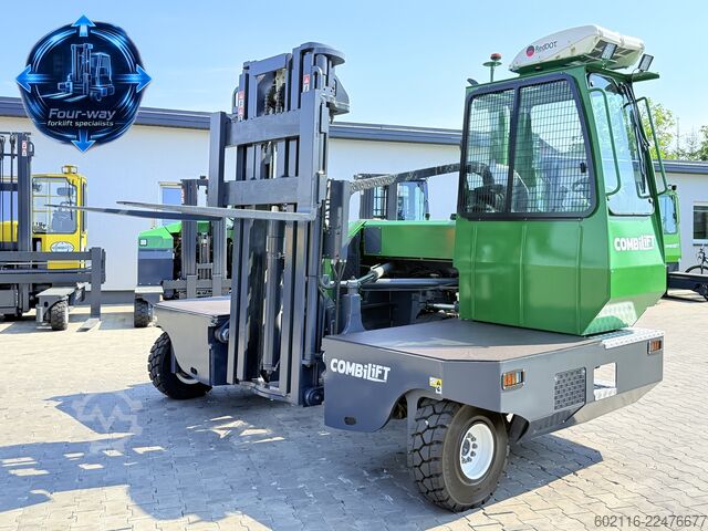 чотири-напрямний навантажувач Combilift C5000SL GAS TRIPLEX 5500 AIR CONDITIONIN