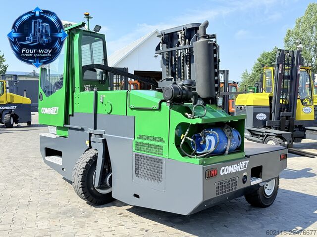 чотири-напрямний навантажувач Combilift C5000SL GAS TRIPLEX 5500 AIR CONDITIONIN