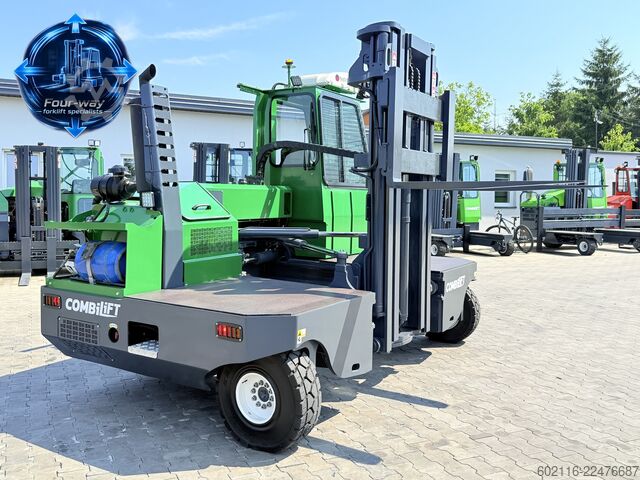 Carrello elevatore a 4 direzioni Combilift C5000SL GAS TRIPLEX 5500 FREE-LIFT