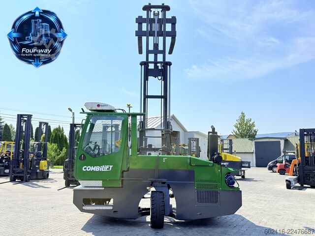 Carrello elevatore a 4 direzioni Combilift C5000SL GAS TRIPLEX 5500 FREE-LIFT