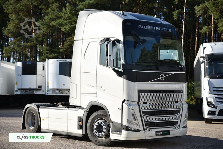 Standarta traktora vienība VOLVO FH 500 Globetrotter XL Side Skirts