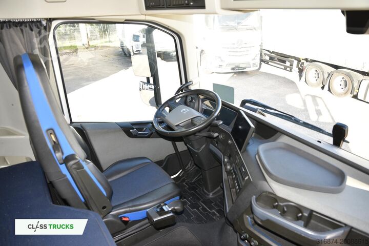 Standarta traktora vienība VOLVO FH 500 Globetrotter XL Side Skirts