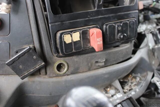 Krovimo platforma Mercedes-Benz Axor 2633 + 6x2 + euro 5 + manual