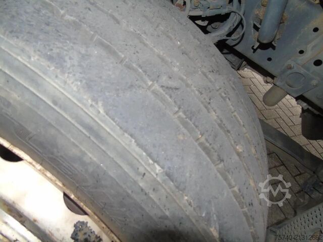 Krovimo platforma Mercedes-Benz Axor 2633 + 6x2 + euro 5 + manual