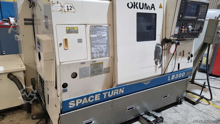 Torno CNC Okuma LB300