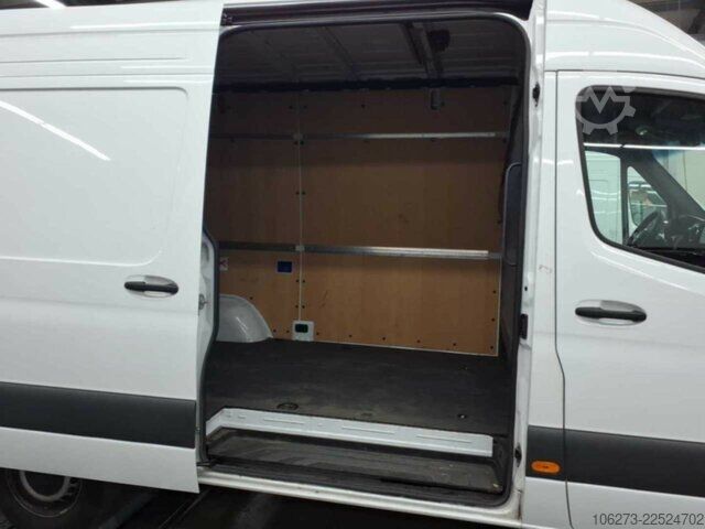 Furgão Mercedes-Benz Sprinter 317 CDI,L2H2,Automatik,Kamera,Navi
