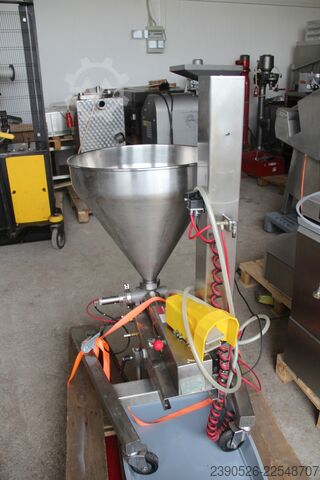 машина для формования и наполнения backservice Compact Powerlift