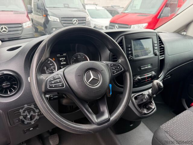 Furgoneta MERCEDES-BENZ Vito 114 CDI Klima Navi Kamera Werkstatt Tempom.