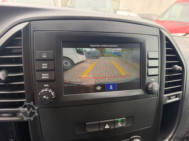 Furgoneta MERCEDES-BENZ Vito 114 CDI Klima Navi Kamera Werkstatt Tempom.