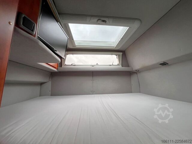 Camping-car LA STRADA Nova L - Automatik - Festbett -  -