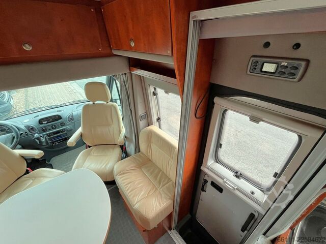 Camping-car LA STRADA Nova L - Automatik - Festbett -  -