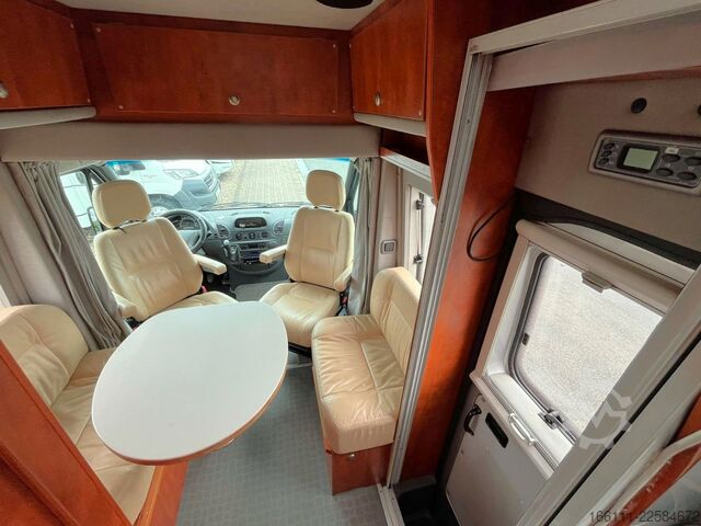 Camping-car LA STRADA Nova L - Automatik - Festbett -  -