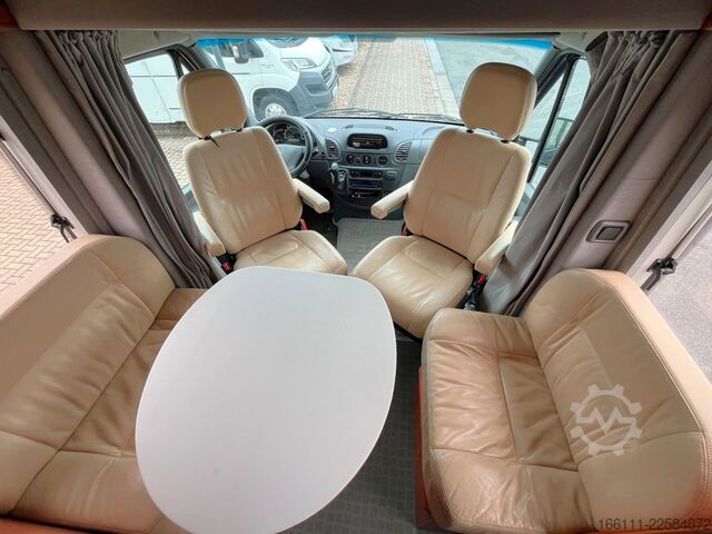Camping-car LA STRADA Nova L - Automatik - Festbett -  -