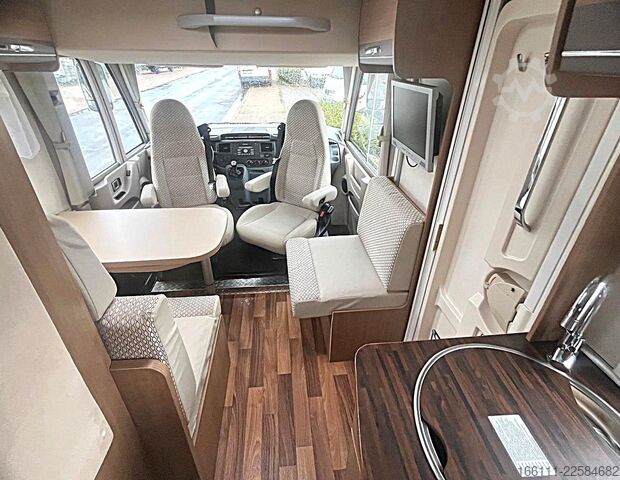 Camping-car intégral HYMER/ERIBA Exsis I 562 - Einzelbetten -  - Solar