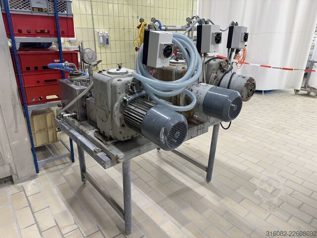 Zuivelmachines Schröder Labor SSHE Schabenwärmetauscher