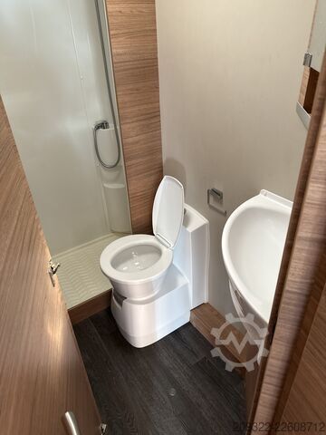 Yarı entegre karavan 2025 Ford Transit Weinsberg Carasuite | Automatico | Posti letto 5