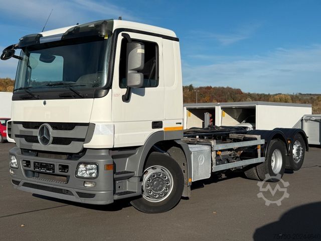 LKW-Fahrgestell MERCEDES-BENZ Actros MP 3 2532 6x2 Euro 5