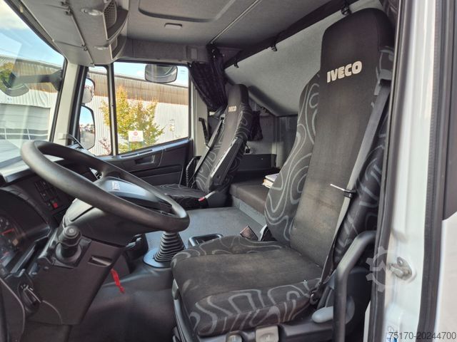 Dobozos teherautó IVECO Stralis AT190S42/FP-D LBW 1.500kg faltbar Bett