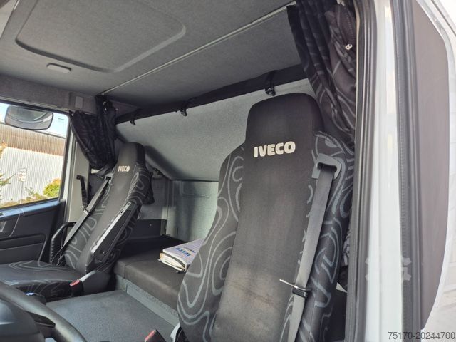 Dobozos teherautó IVECO Stralis AT190S42/FP-D LBW 1.500kg faltbar Bett