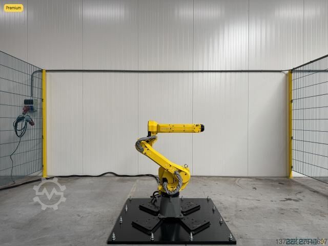 רובוט משופץ עם אחריות לשנה FANUC M-10iA