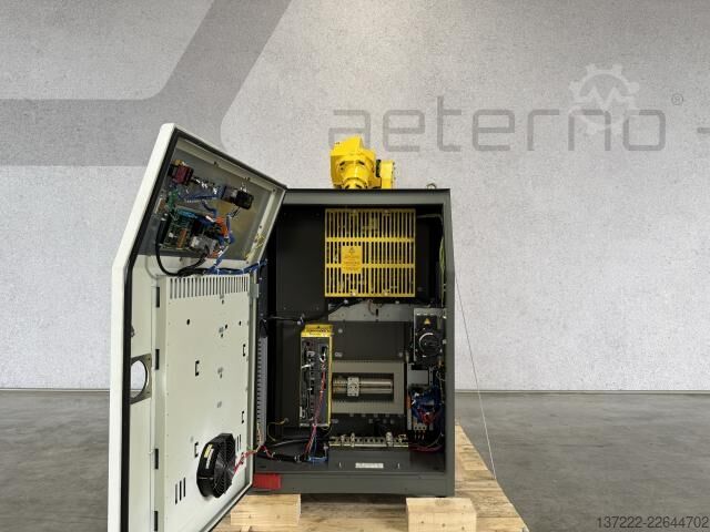 רובוט תעשייתי משופץ - אחריות לשנה FANUC M-710iC/20L